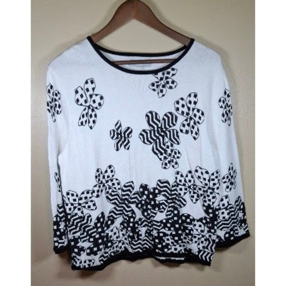 Alfred Dunner Petite Large White Black Floral Sequin Cotton Knit Sweater Top